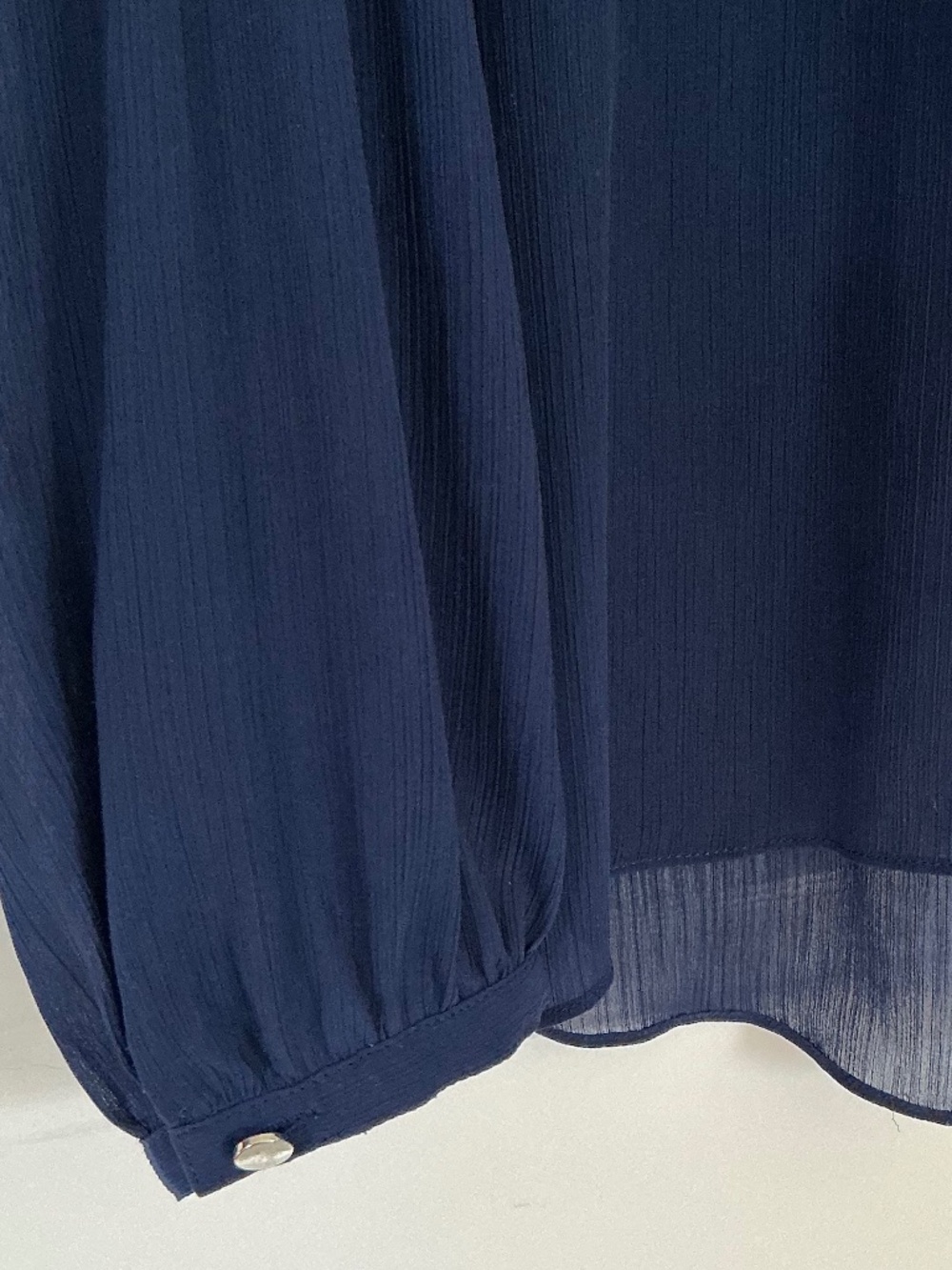 White House Black Market Blouse Navy Blue Size 8 Boho Style Top - Picture 5 of 13